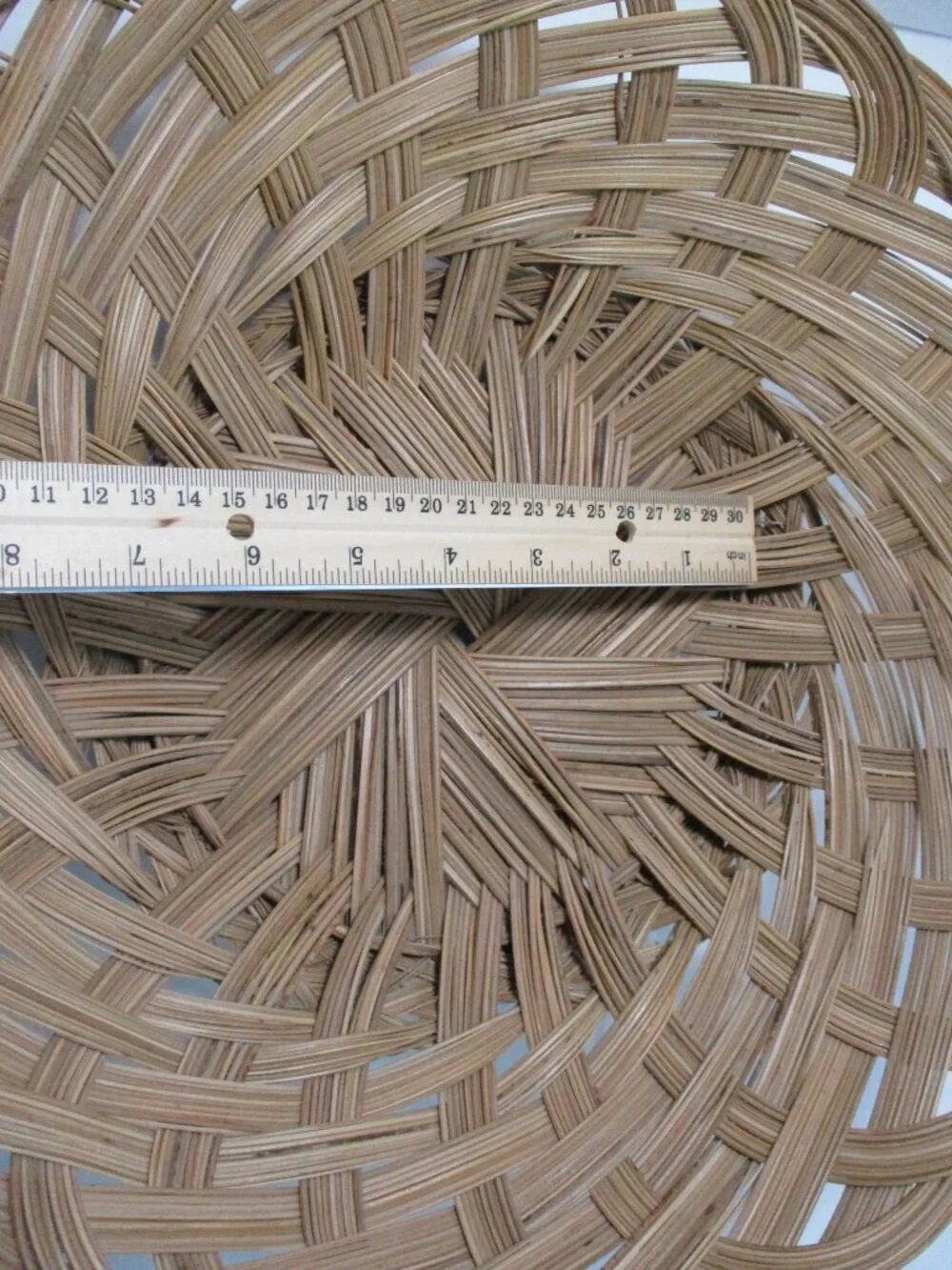 Scallop Weave Wicker Basket Round 13.5in Storage Wall Decor Rattan Woven Boho